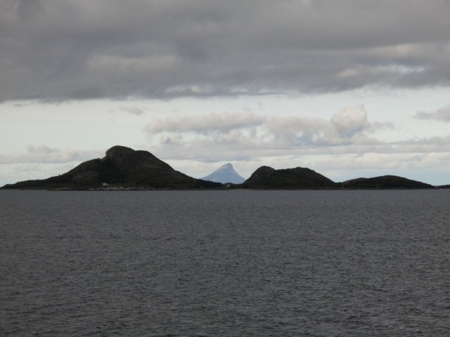 Hurtigruten_2015-06-20_07-18